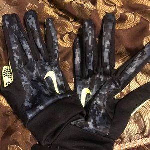 thermal mike gloves